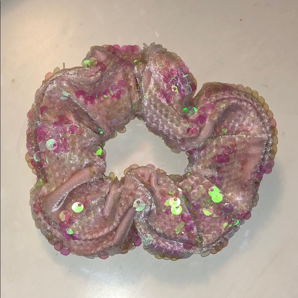 sequin scrunchie - Picture 5 of 5
